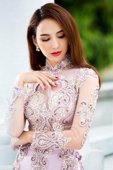 Chi - Địa chỉ may áo dài đẹp ở Hà Nội nổi tiếng từ lâu đời