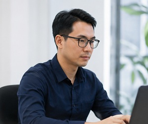 Mr. Duy Mạnh